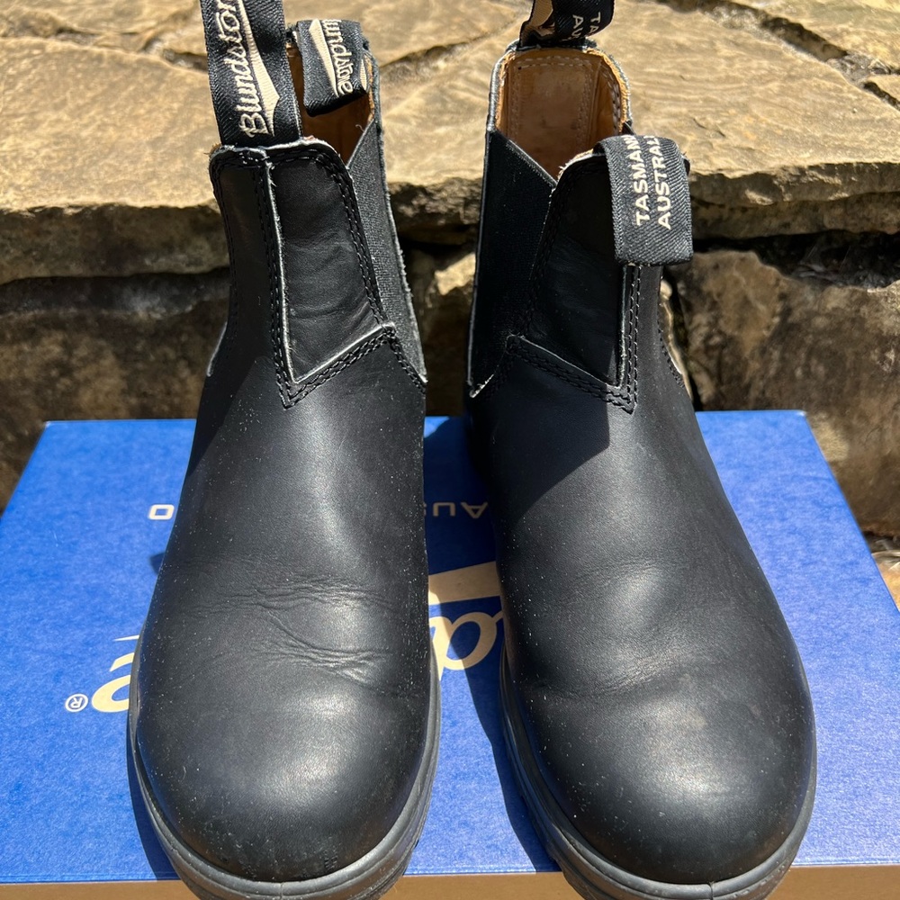 Blundstone Women’s Classic Chelsea Boot- Black